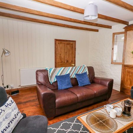 Llety Villa Fishguard Bagian luar foto