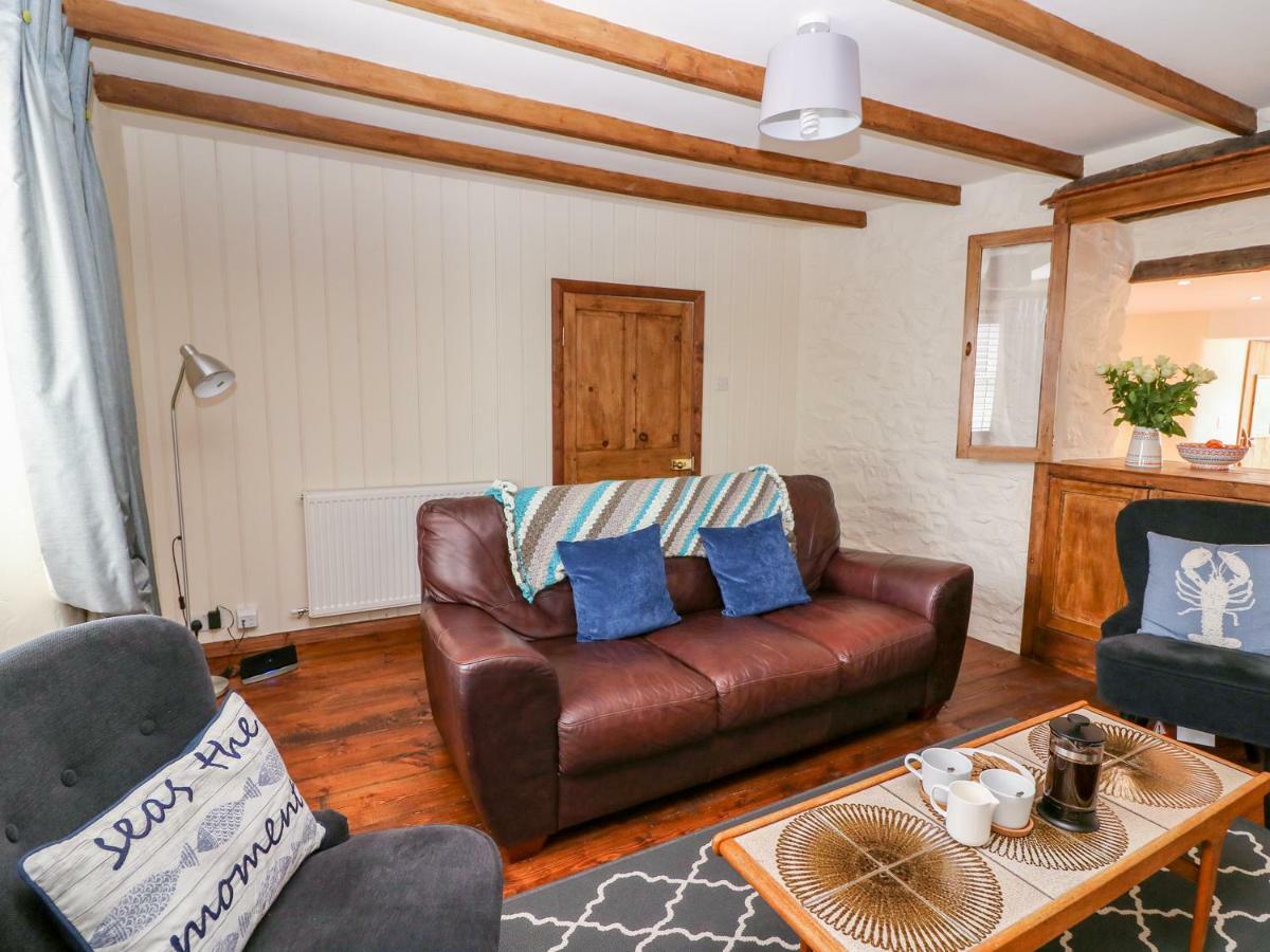 Llety Villa Fishguard Bagian luar foto