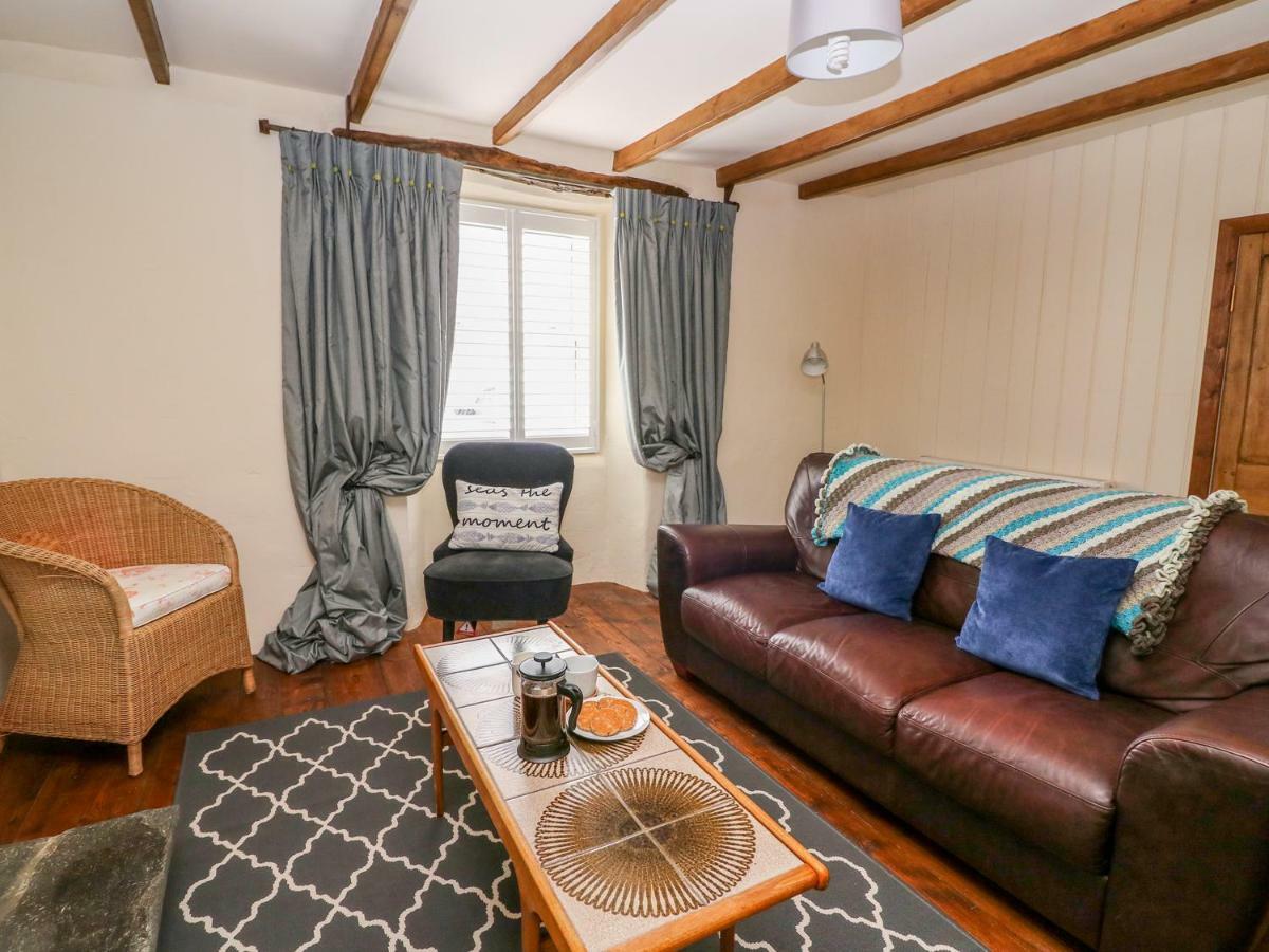 Llety Villa Fishguard Bagian luar foto